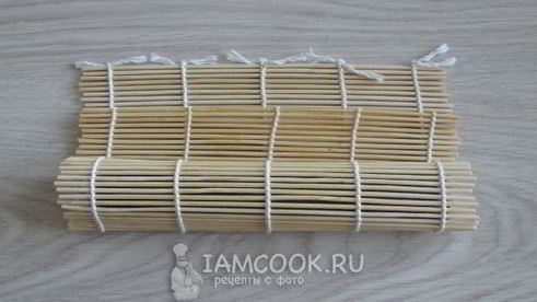 роллы с курицей