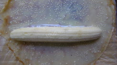 сладкие суши роллы с бананами