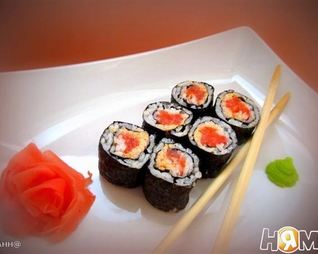 Спайси роллы с лососем
