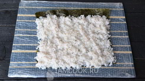 запеченные роллы с курицей