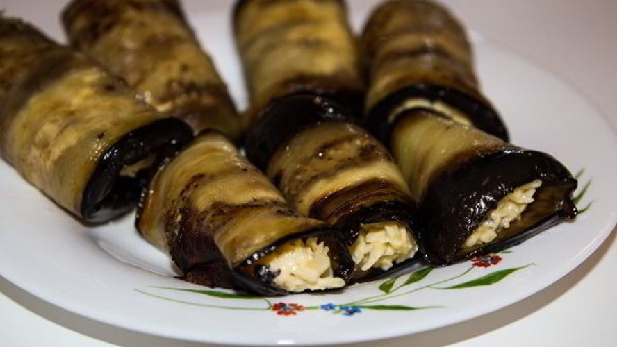 Рецепт баклажанные рулетики