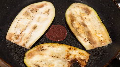 баклажанные рулетики