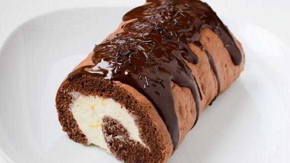 Рецепт Бисквитный рулет с кокосовой начинкой