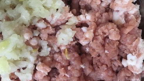 картофельные рулетики с мясом