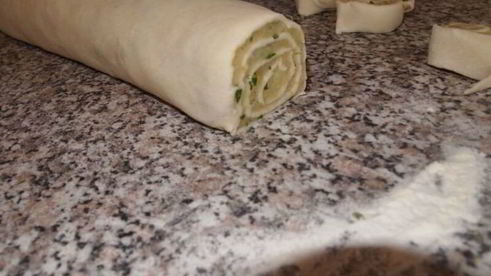 картофельные рулетики