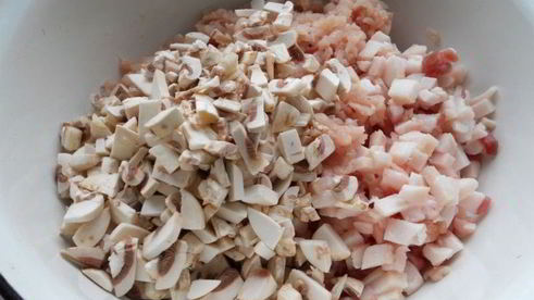 куриный рулет с грибами