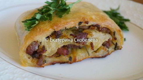 мекленбургский картофельный рулет с начинкой из мяса и зелени