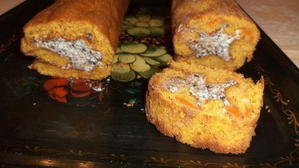 Рецепт Рулет из бисквитно-тыквенного теста с творожной начинкой