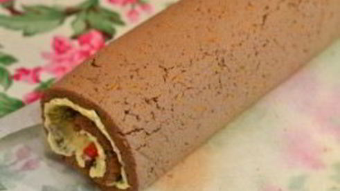 рулет из отварной печени с пикантной начинкой