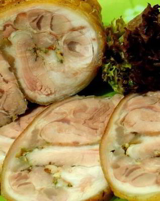 Рулет из свиной рульки