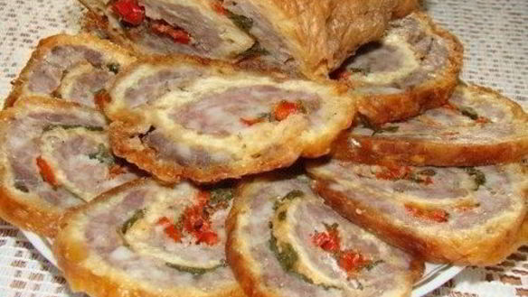 Рецепт Рулет из сырного теста с мясным фаршем