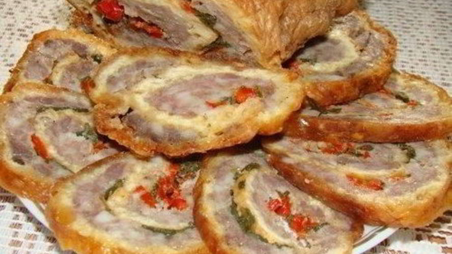 Рецепт рулет из сырного теста с мясным фаршем