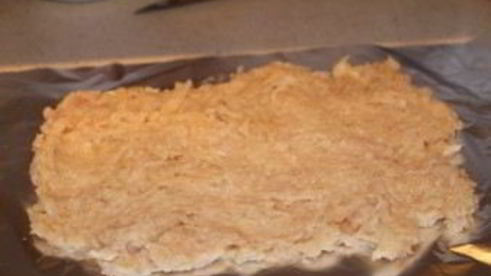 рулет куриный с морковью и сыром