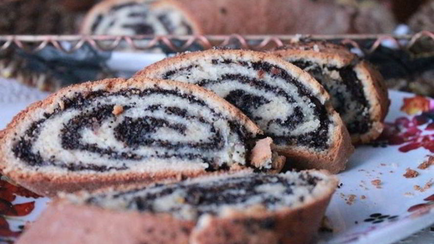 Рецепт рулет с орехово-маковой начинкой