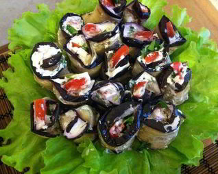 Рулетики из баклажанов