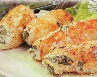 Рулетики из куриного филе со шпинатом