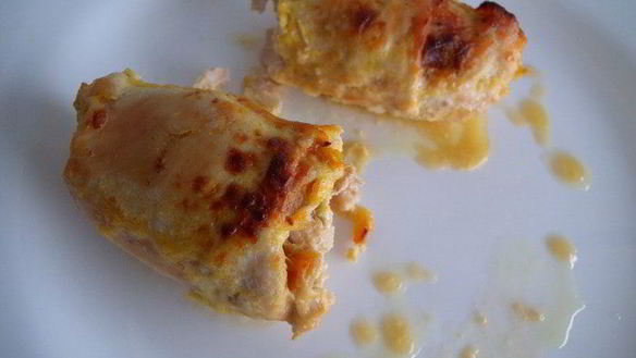 Рецепт Рулетики курино-дынные в сливочно-имбирном соусе