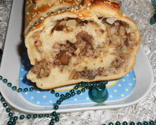 Сытный зимний рулет с грибами и гречкой