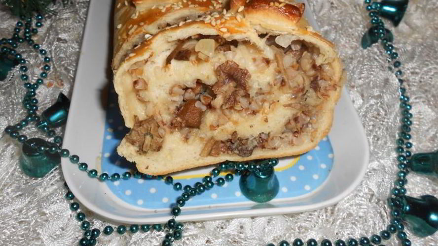 Рецепт сытный зимний рулет с грибами и гречкой
