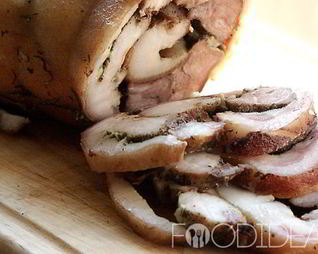 Вареный рулет из сала