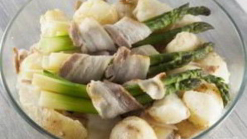 запеченные рулетики из спаржи