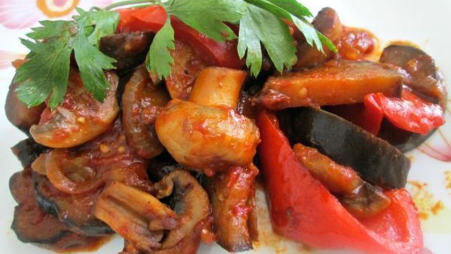 Рецепт соте из баклажан с грибами