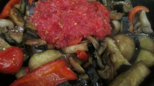 соте из баклажан с грибами