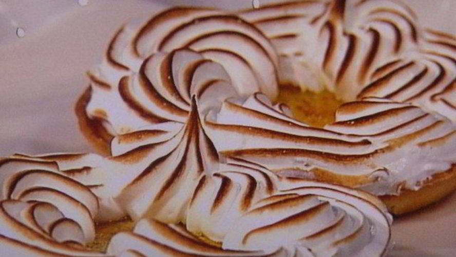 Рецепт абрикосовые тарталетки с меренгой