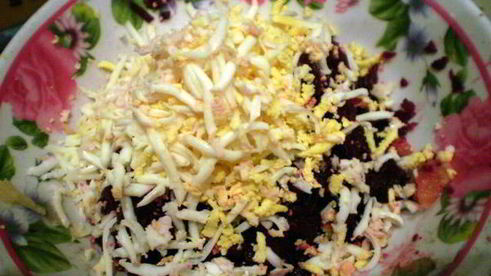 картофельные тарталетки с селедкой в мини шубке