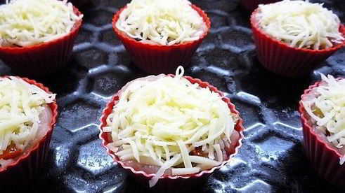 куриные тарталетки с рисом и овощами