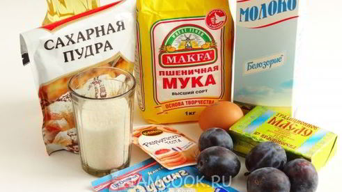 песочные тарталетки с пудингом и сливой