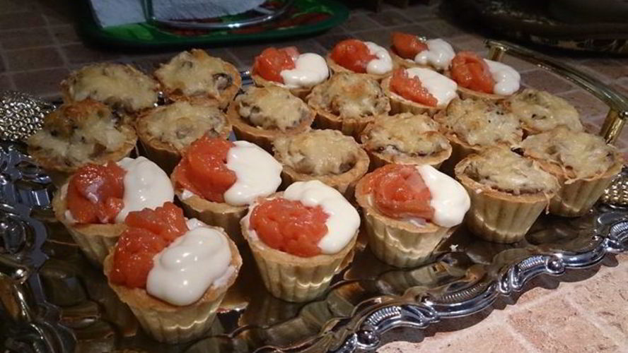 Рецепт семга в тарталетках с сырным соусом