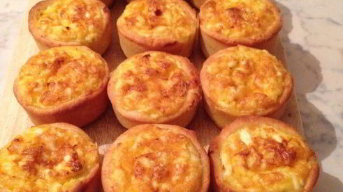 сырные тарталетки с тунцом