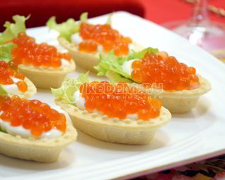 Тарталетки с икрой