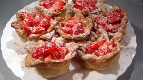 Рецепт Тарталетки с клубникой и сливочным желе