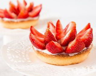 Тарталетки с клубникой