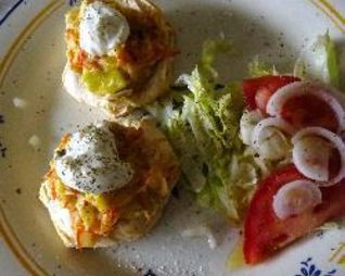 Тарталетки с крабовыми палочками