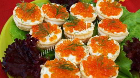 тарталетки с красной икрой