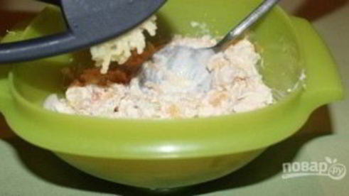 тарталетки с курицей и ананасом