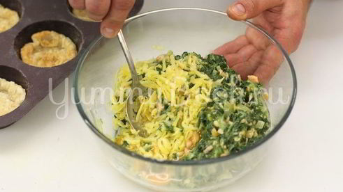 тарталетки с лососем и шпинатом