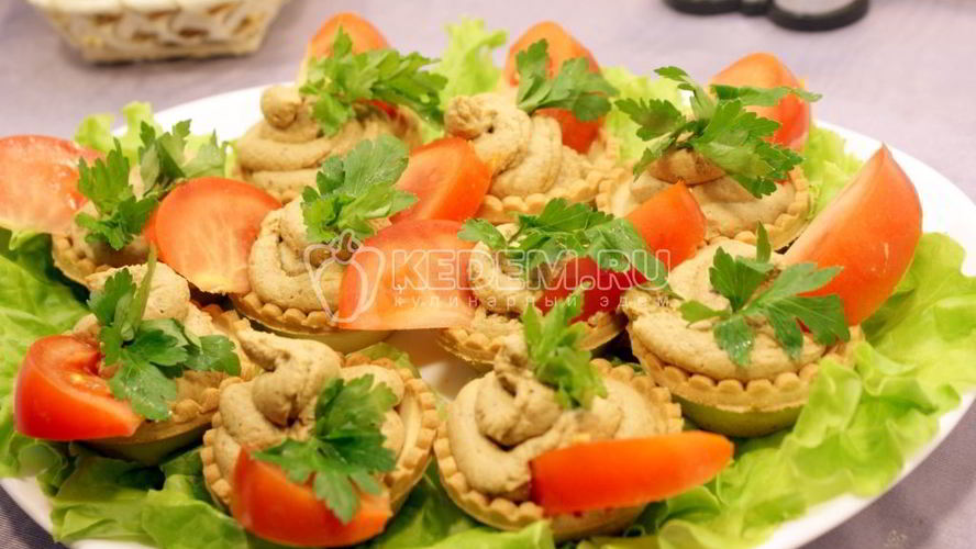 Рецепт тарталетки с печеночным муссом и помидорами