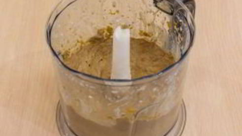 тарталетки с печеночным паштетом и гранатовым желе