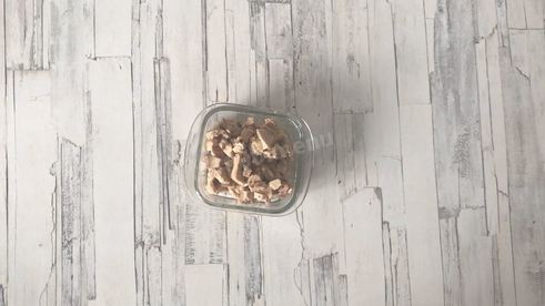 тарталетки с печенью трески и яйцом