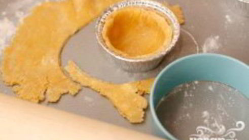 тарталетки с песто и креветками