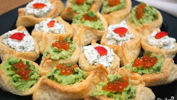 Рецепт Тарталетки с сыром и чесноком