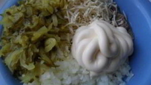 тарталетки с тунцом и сыром