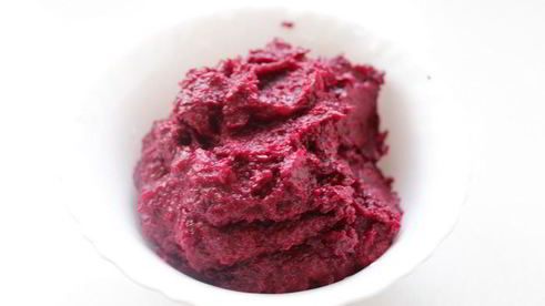 тарталетки со свекольным муссом и сельдью