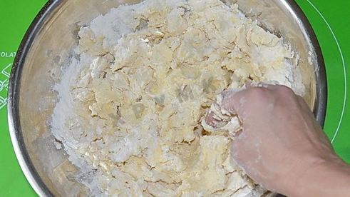 творожные тарталетки с грибами и сыром