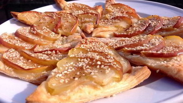 Рецепт Французский хрустящий тарт с яблоками и корицей