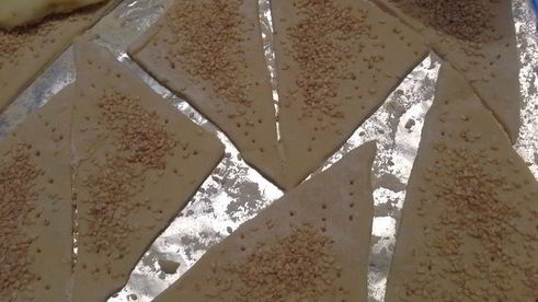 французский хрустящий тарт с яблоками и корицей